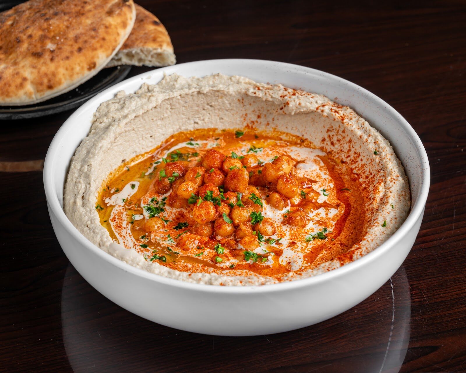 Hummus with chickpeas